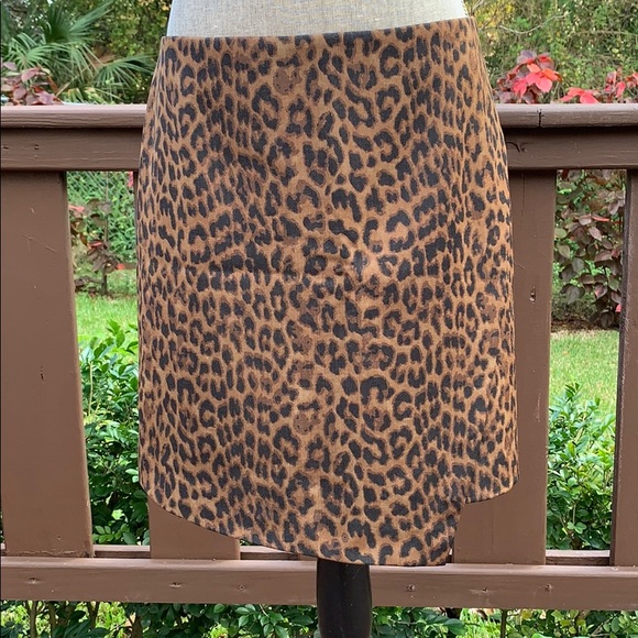 Ann Taylor Asymmetrical Skirt NWOT - Picture 2 of 12
